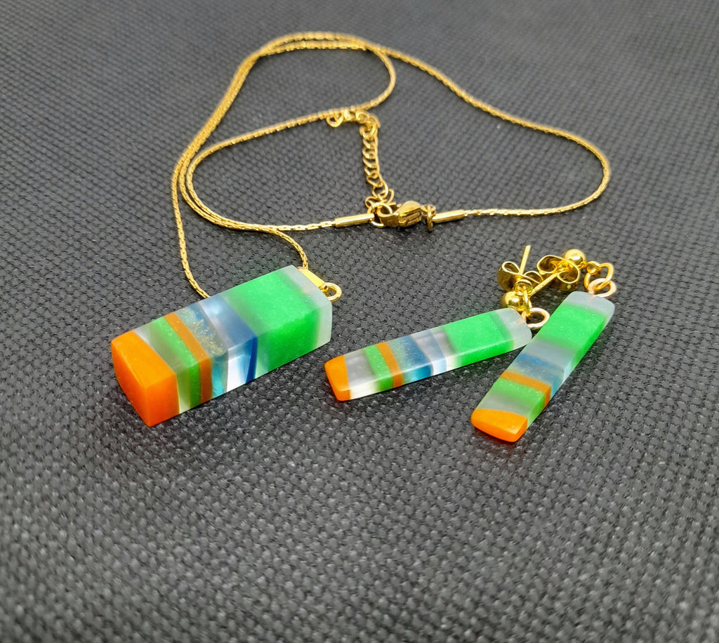 Handmade Irish Colours Resin Jewellery Set – Pendant & Matching Earrings | Stainless Steel chain/findings